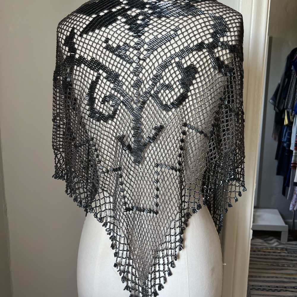 LAST CHANCE-  NWOT Vintage shall wrap